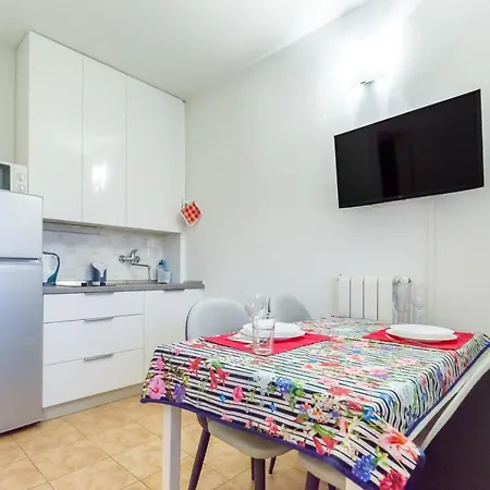 Apartman Family Friendly With A Swimming Pool Matulji, Opatija - 17534 *