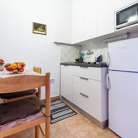 Family Friendly With A Swimming Pool Matulji, Opatija - 17534 Apartman Matulji